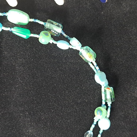 Green/ Blue Glass & Stone Beaded Necklace & Earrings - Picture 5 of 11